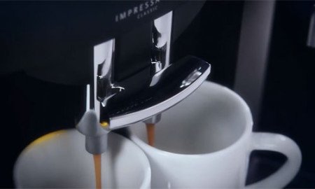 Чим кавоварка відрізняється від кавомашини