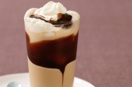 Чорний кава з морозивом – рецепт