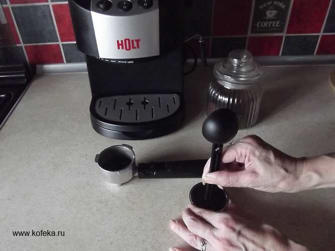 Відгук   огляд кавоварки HOLT HT CM 002